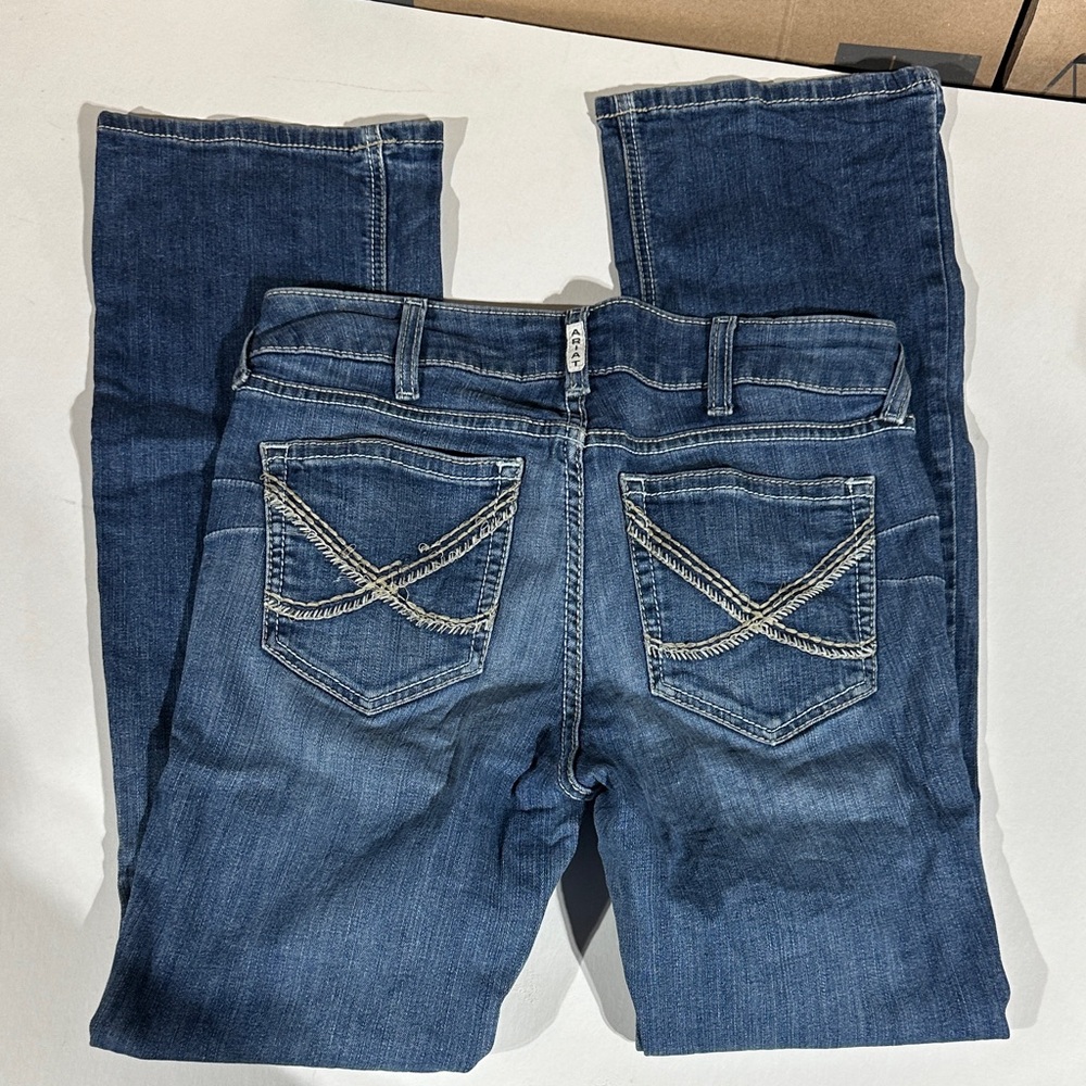 Ariat Women's 30r Medium Blue boot cut Jeans with Contrast Pocket Stitching